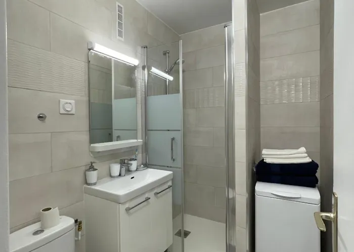 With 180 View Of Lägenhet